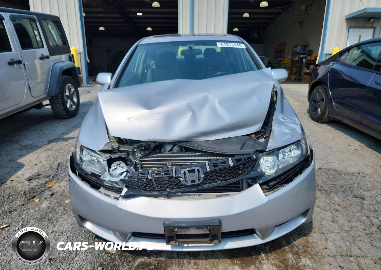 2011 Honda Civic Exl VIN:2HGFA1F92BH521983 - 5