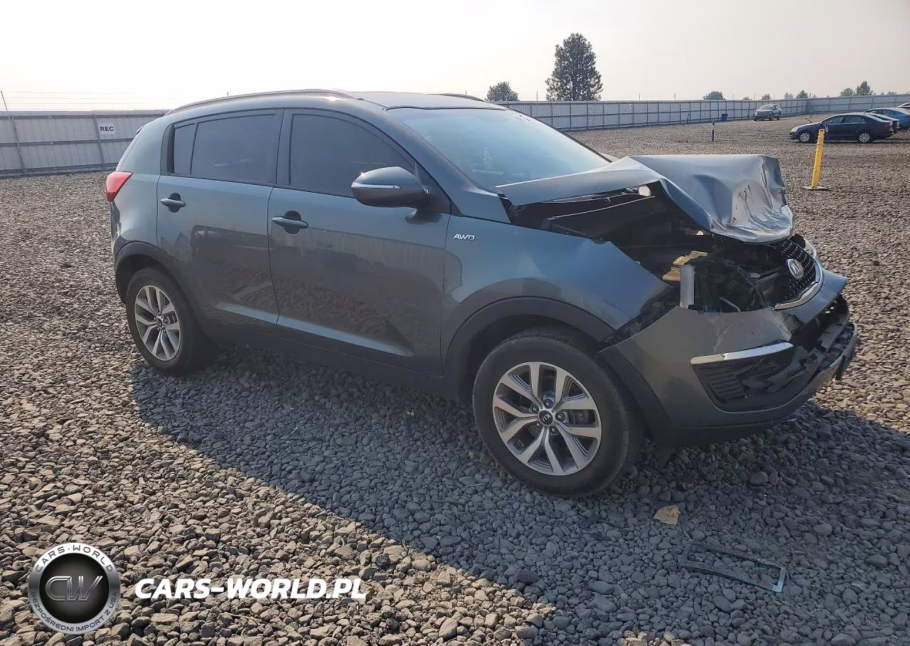 2015 Kia Sportage Lx VIN:KNDPBCAC9F7713871 - 4