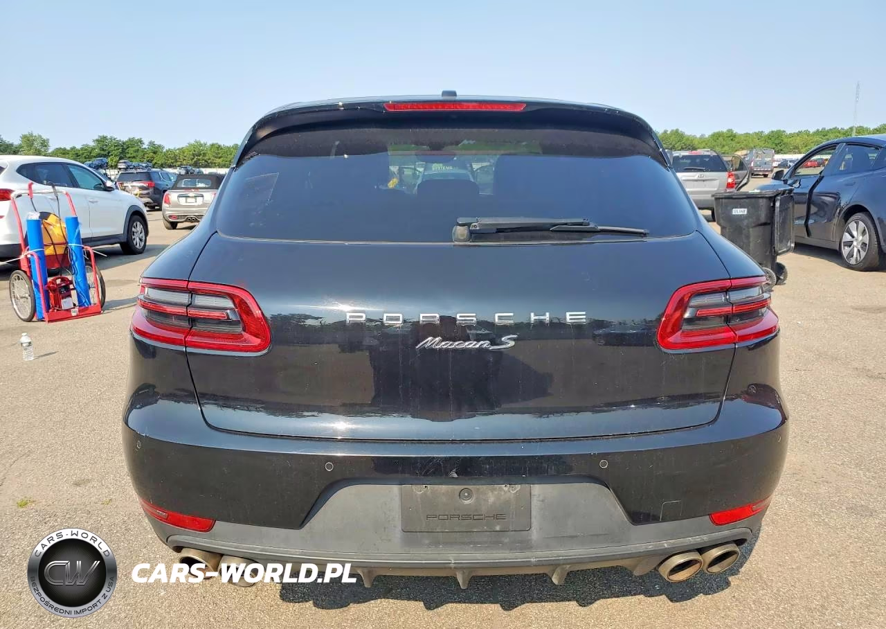 2016 Porsche Macan S VIN:WP1AB2A54GLB54853 - 6