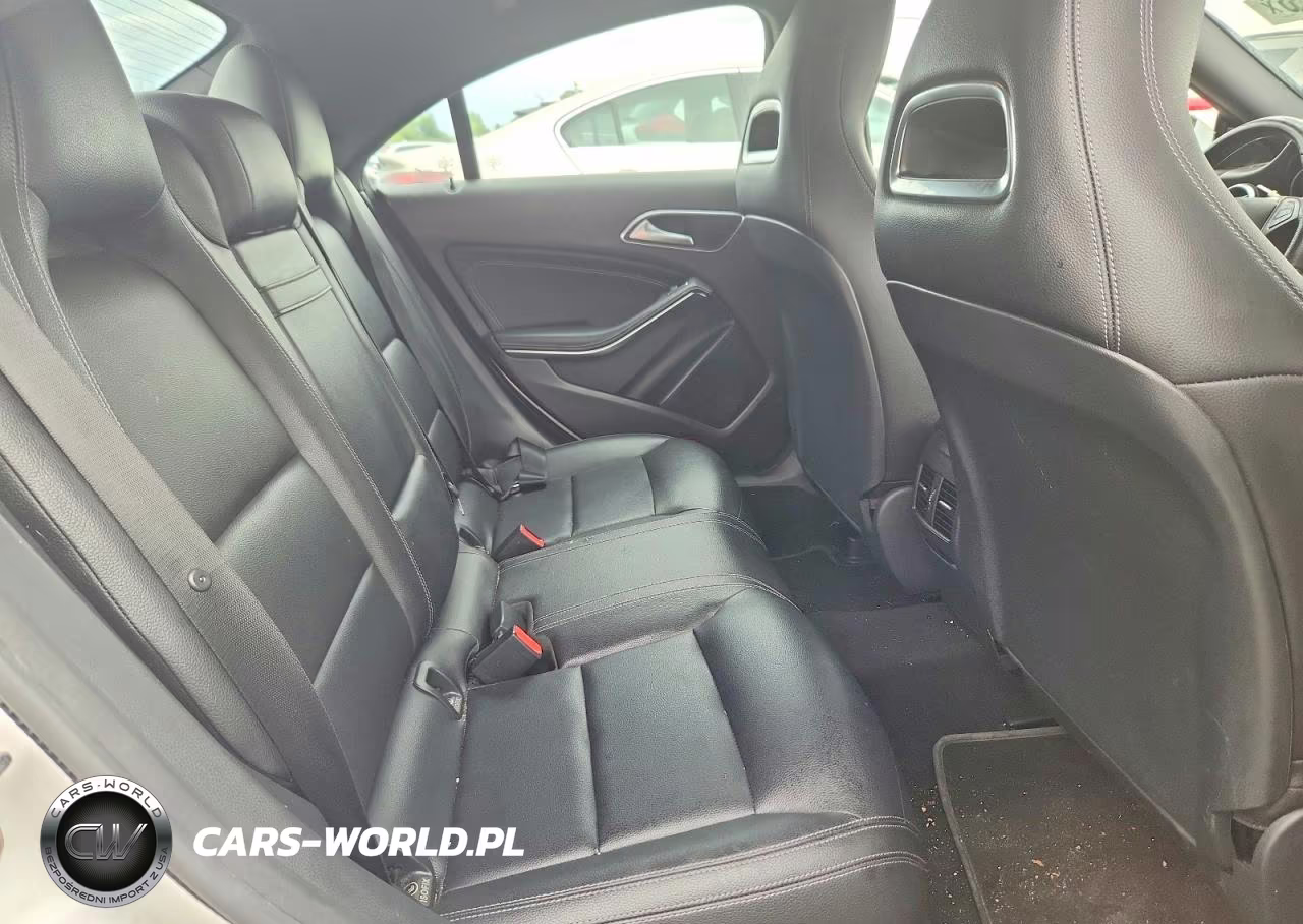 2019 Mercedes-Benz Cla 250 VIN:WDDSJ4EB0KN740246 - 10