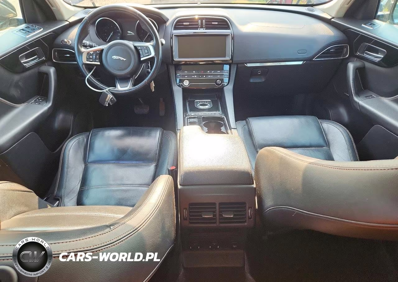 2020 Jaguar F-Pace Prestige VIN:SADCK2GXXLA637521 - 8