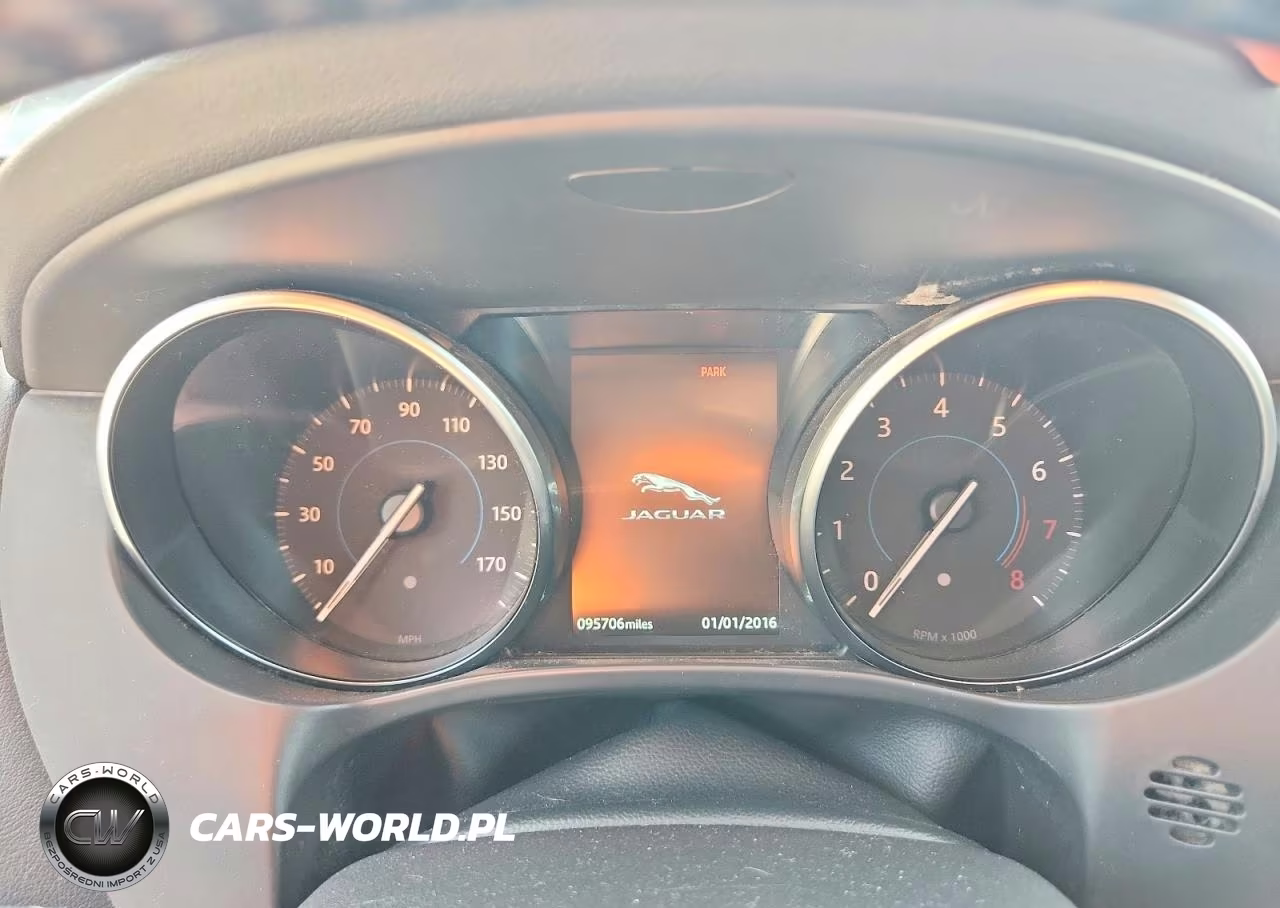 2020 Jaguar F-Pace Prestige VIN:SADCK2GXXLA637521 - 9