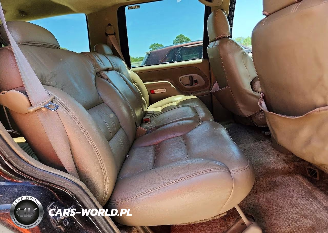 1998 GMC Yukon VIN:1GKEK13R2WJ719998 - 11