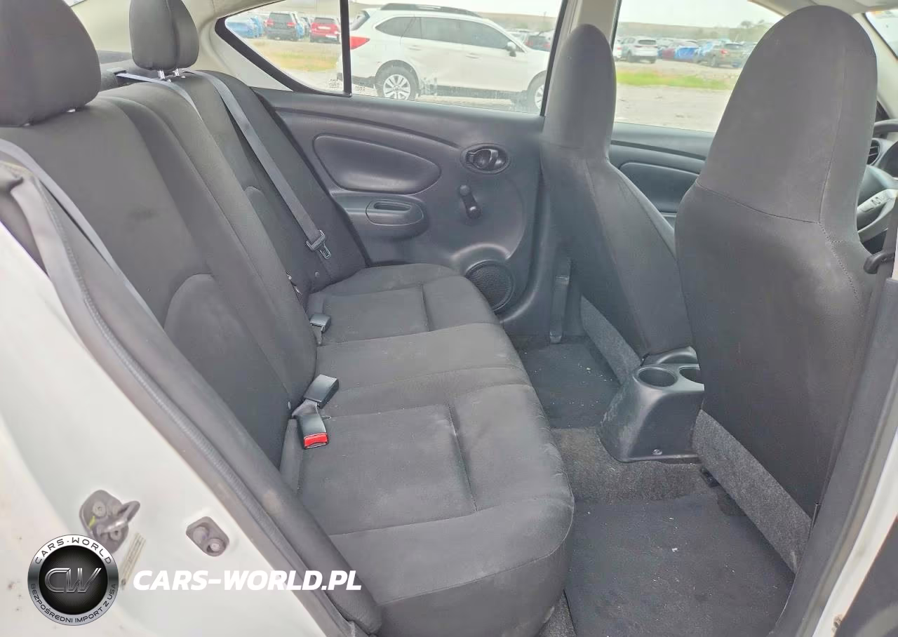 2015 Nissan Versa 1.6 S Plus VIN:3N1CN7APXFL933728 - 10