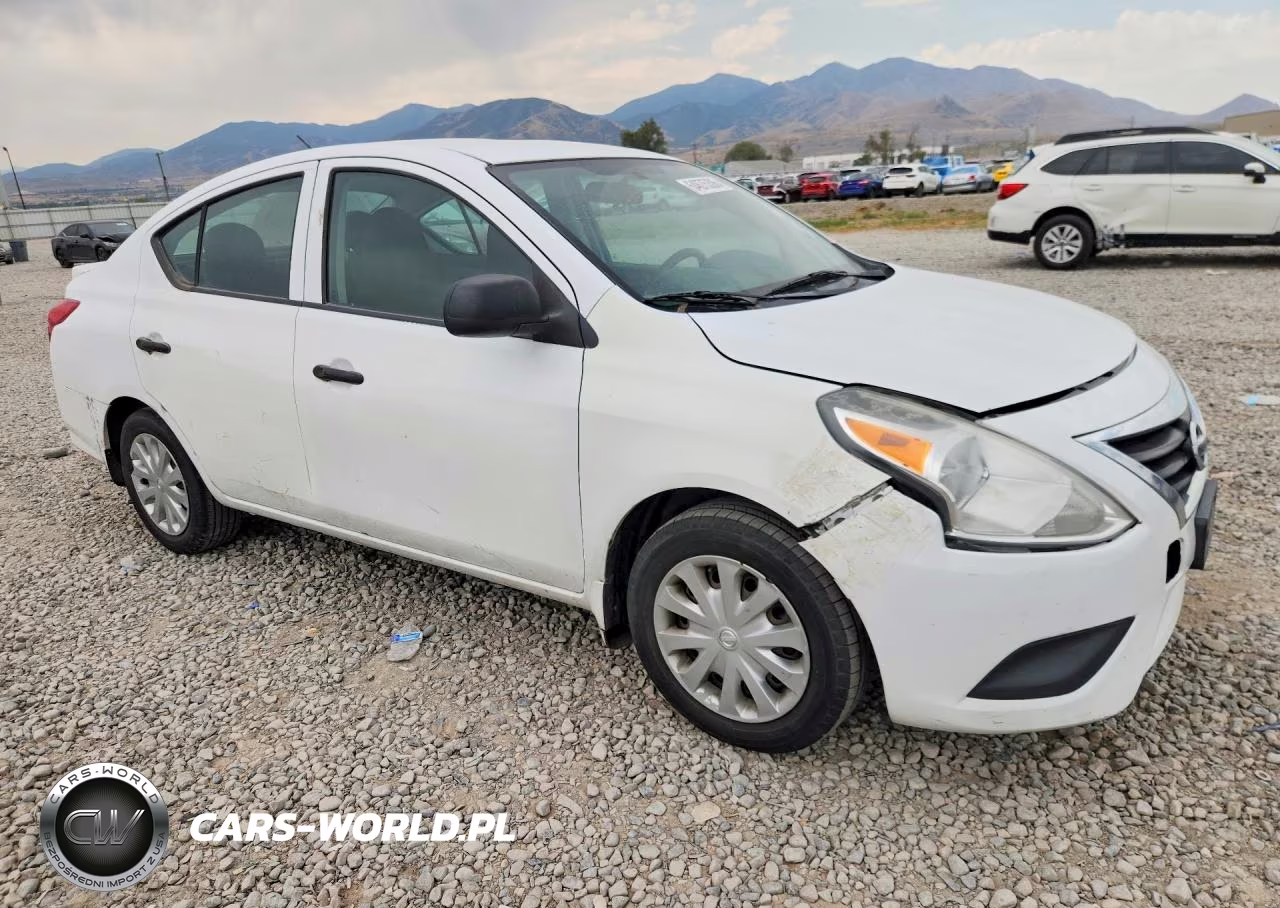 2015 Nissan Versa 1.6 S Plus VIN:3N1CN7APXFL933728 - 4