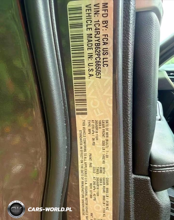 2023 Jeep Grand Cherokee Limited 4Xe VIN:1C4RJYB62PC665057 - 13
