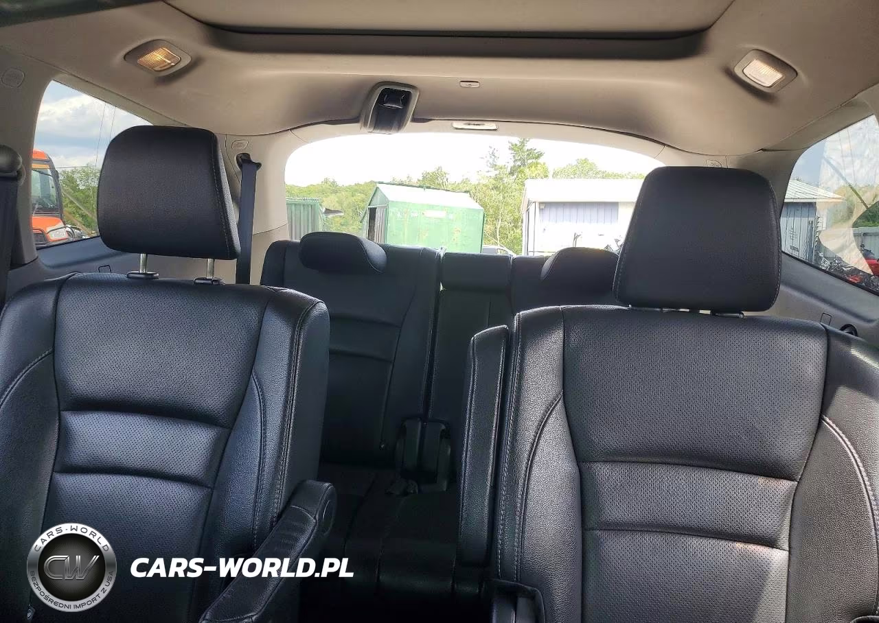 2017 Honda Pilot Elite VIN:5FNYF6H02HB012561 - 10