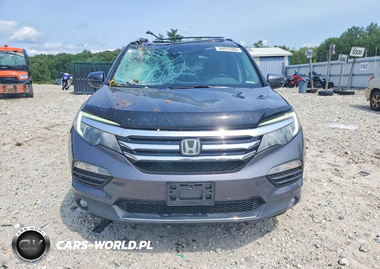2017 Honda Pilot Elite VIN:5FNYF6H02HB012561 - 5