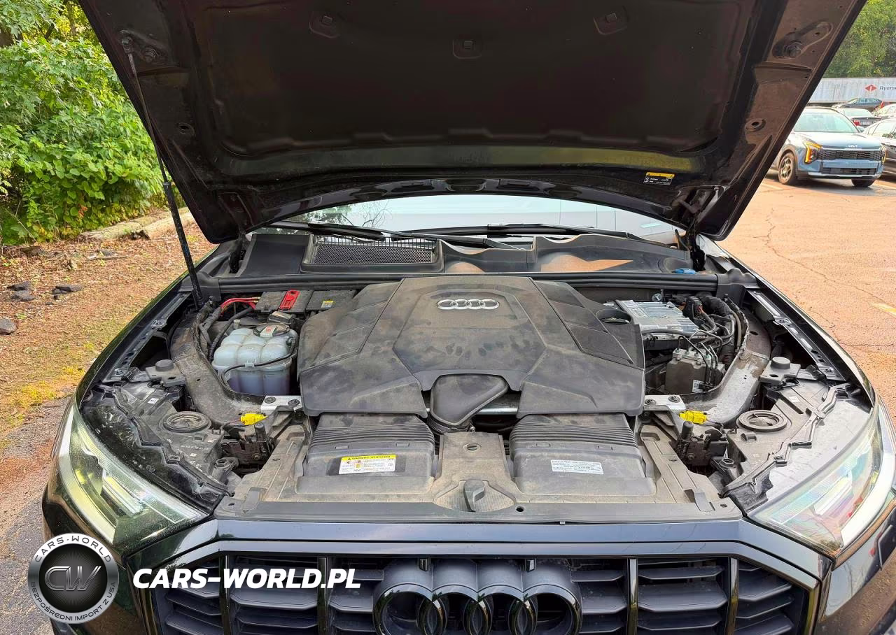 2021 Audi Q7 Premium Plus VIN:WA1LXAF72MD018267 - 10