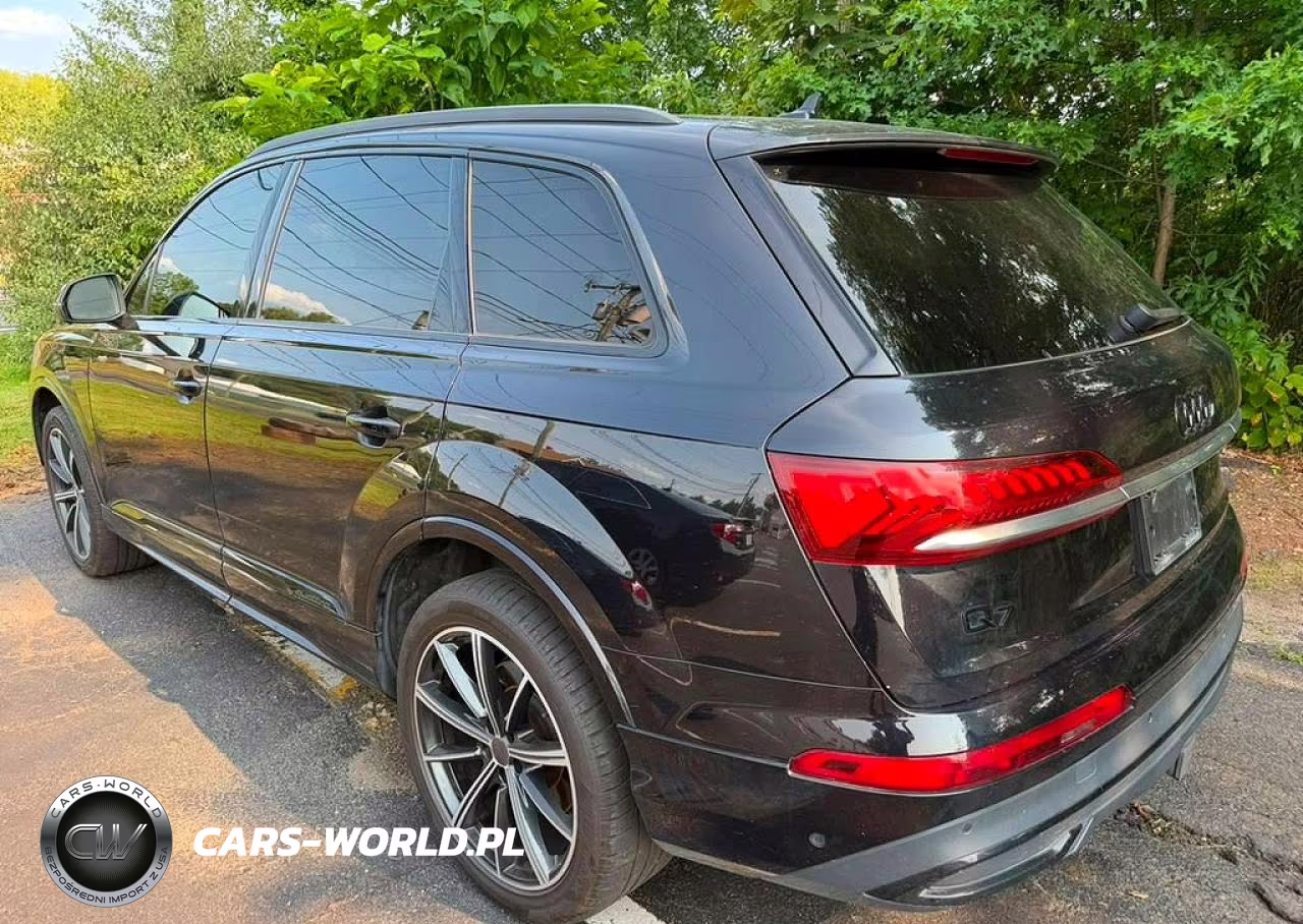 2021 Audi Q7 Premium Plus VIN:WA1LXAF72MD018267 - 2