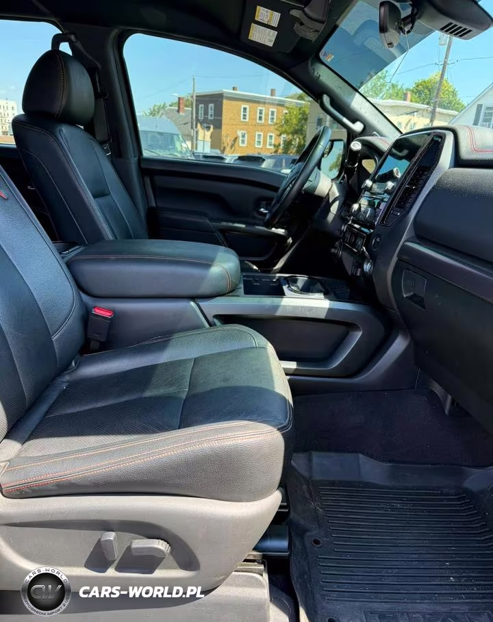 2023 Nissan Titan Pro-4X VIN:1N6AA1ED3PN104690 - 5
