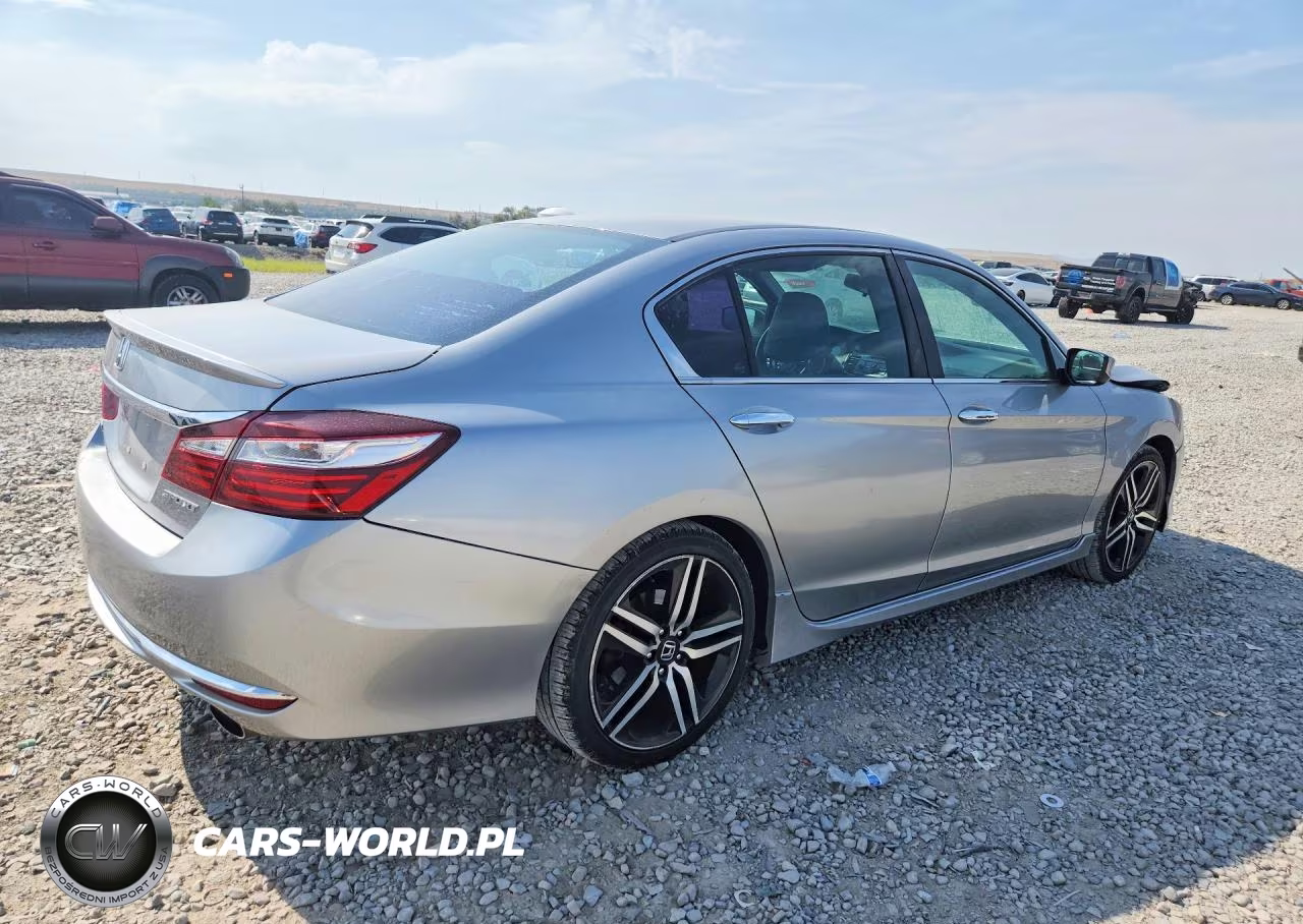2017 Honda Accord Sport VIN:1HGCR2F52HA239798 - 3