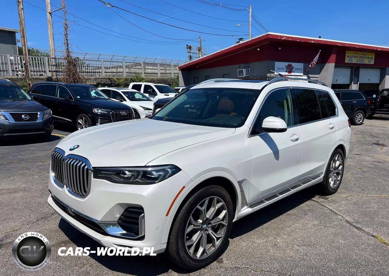2019 BMW X7 xDrive50I