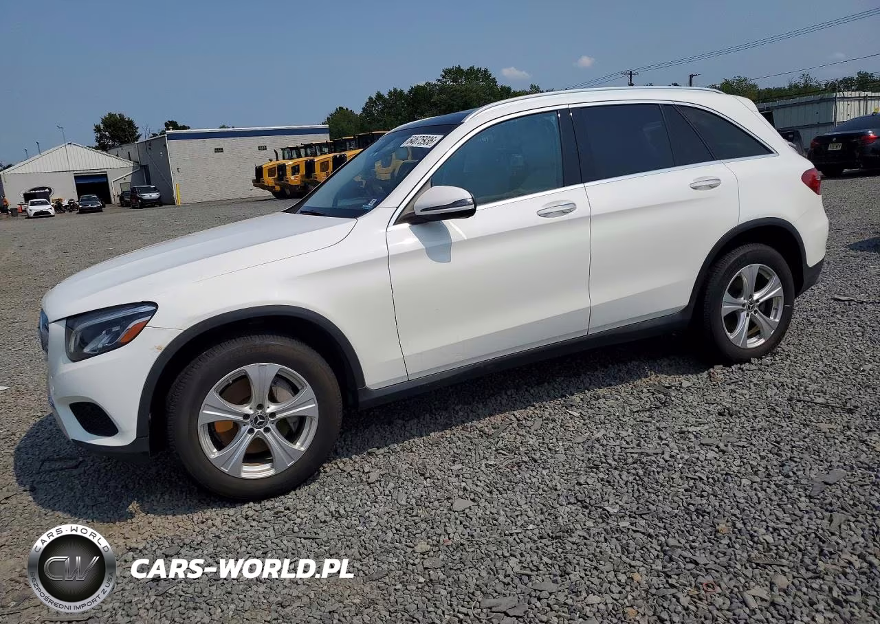 2018 Mercedes-Benz Glc 300 – zdjęcie 1 z 13