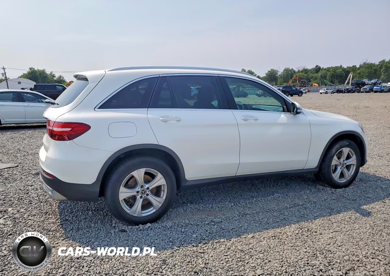 2018 Mercedes-Benz Glc 300 VIN:WDC0G4JB6JF452773 - 3