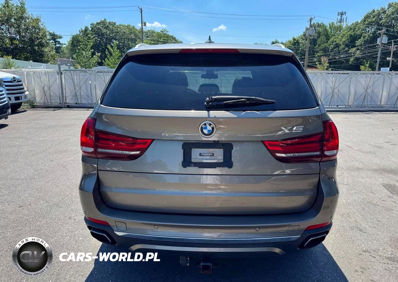 2018 BMW X5 xDrive50I VIN:5UXKR6C58J0U15446 - 5