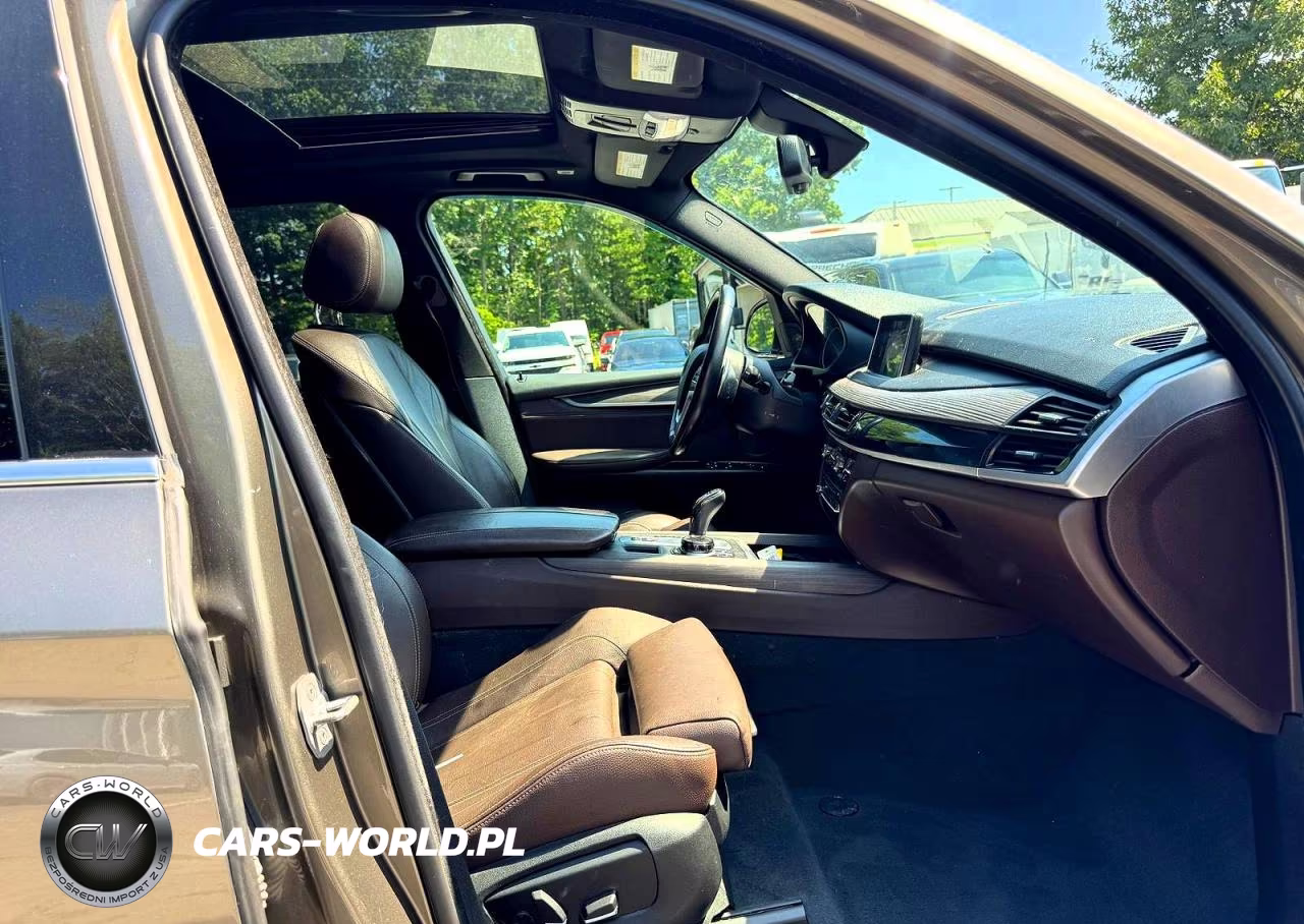 2018 BMW X5 xDrive50I VIN:5UXKR6C58J0U15446 - 8