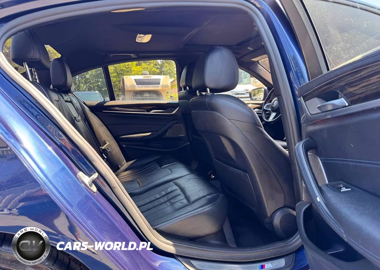 2018 BMW 540 I VIN:WBAJE5C51JWA95211 - 9