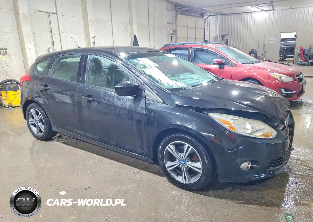 2012 Ford Focus Se VIN:1FAHP3K24CL172541 - 4
