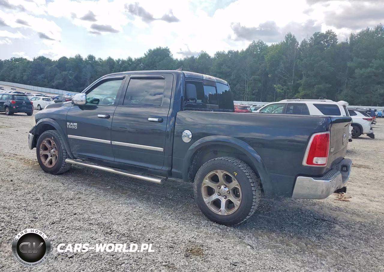 2015 Ram 1500 Laramie VIN:1C6RR7NG6FS599342 - 2