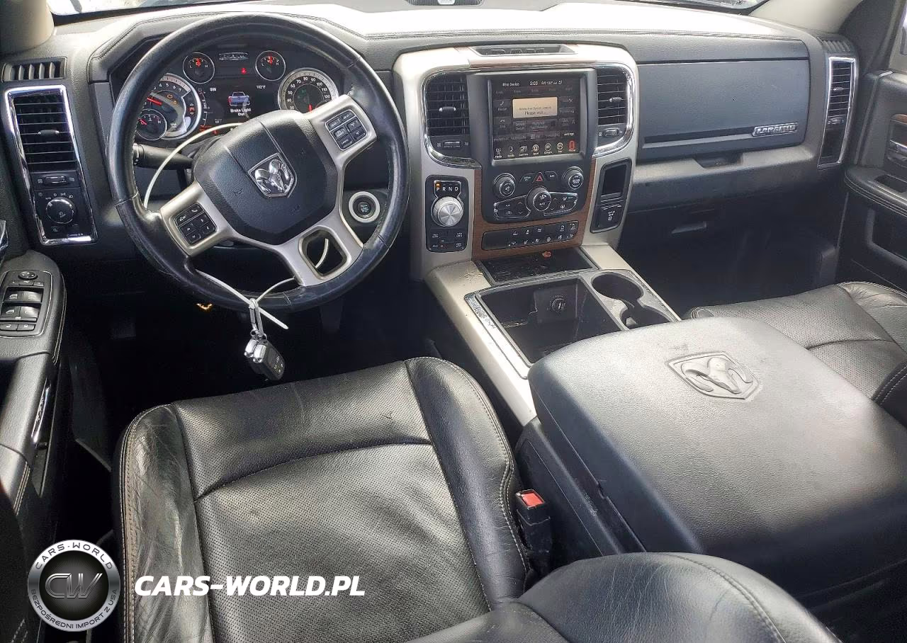 2015 Ram 1500 Laramie VIN:1C6RR7NG6FS599342 - 8