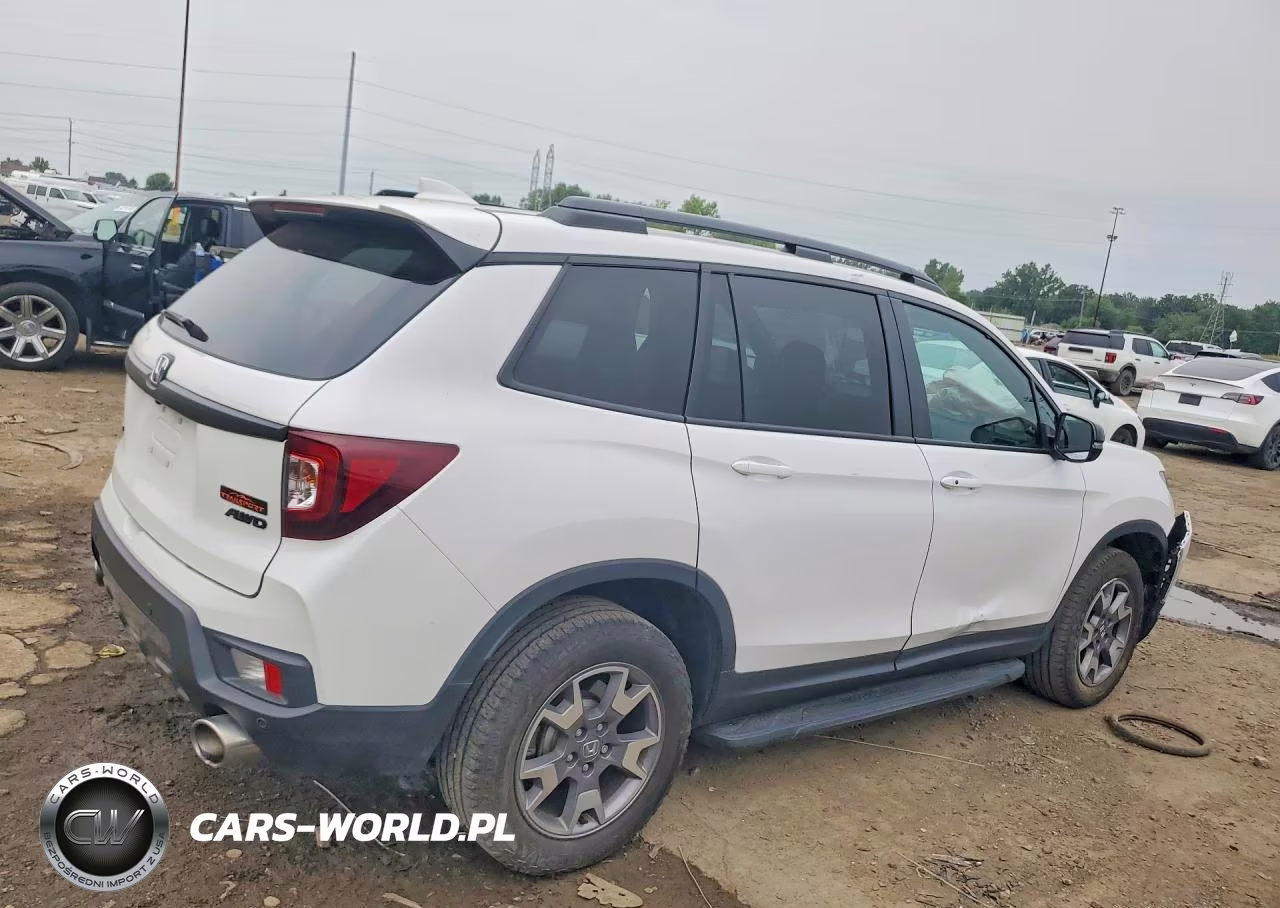 2023 Honda Passport Trail Sport VIN:5FNYF8H67PB044386 - 3