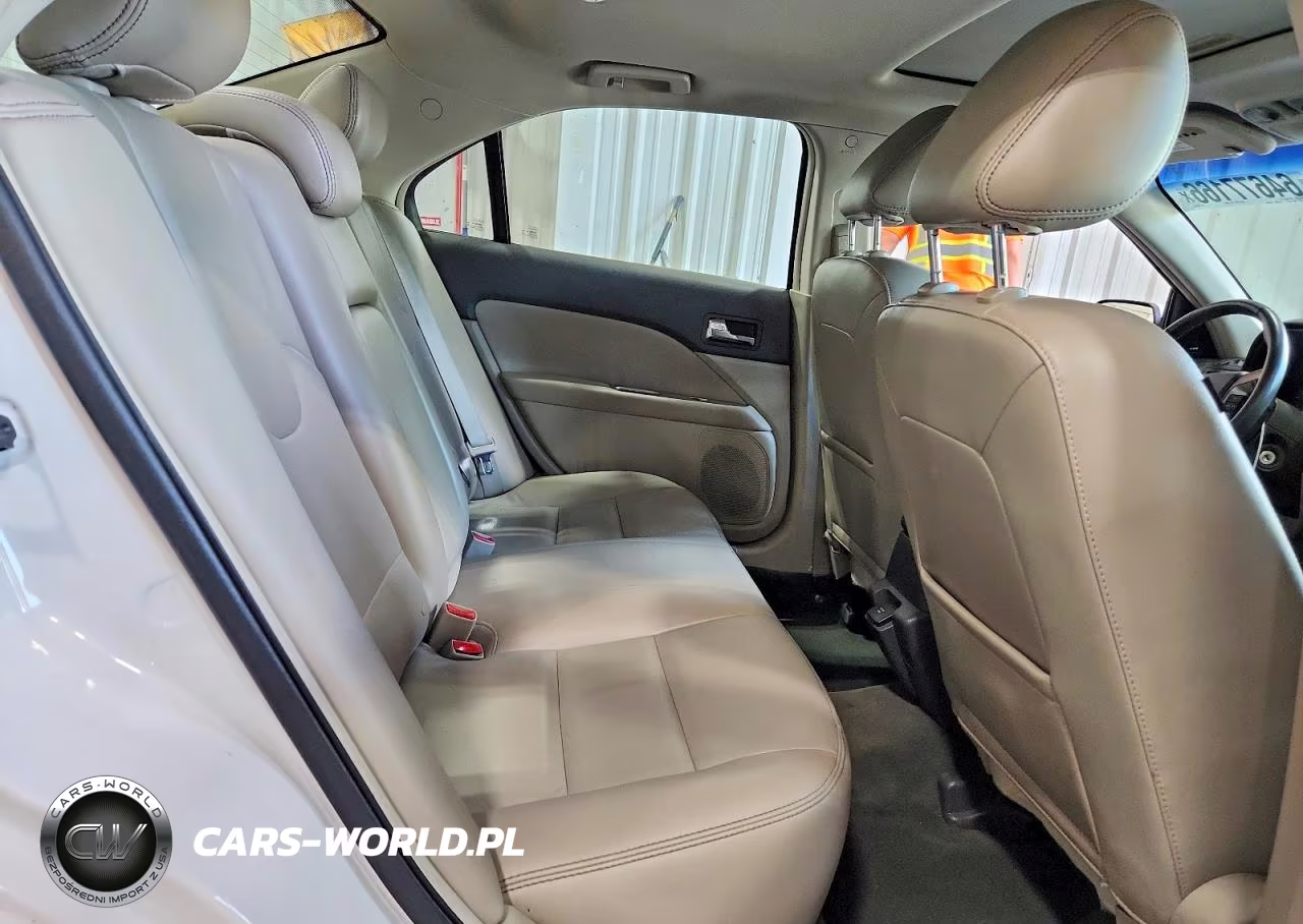 2012 Ford Fusion Hybrid VIN:3FADP0L3XCR209260 - 11
