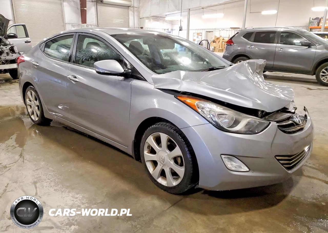 2013 Hyundai Elantra Limited VIN:KMHDH4AE8DU776771 - 4