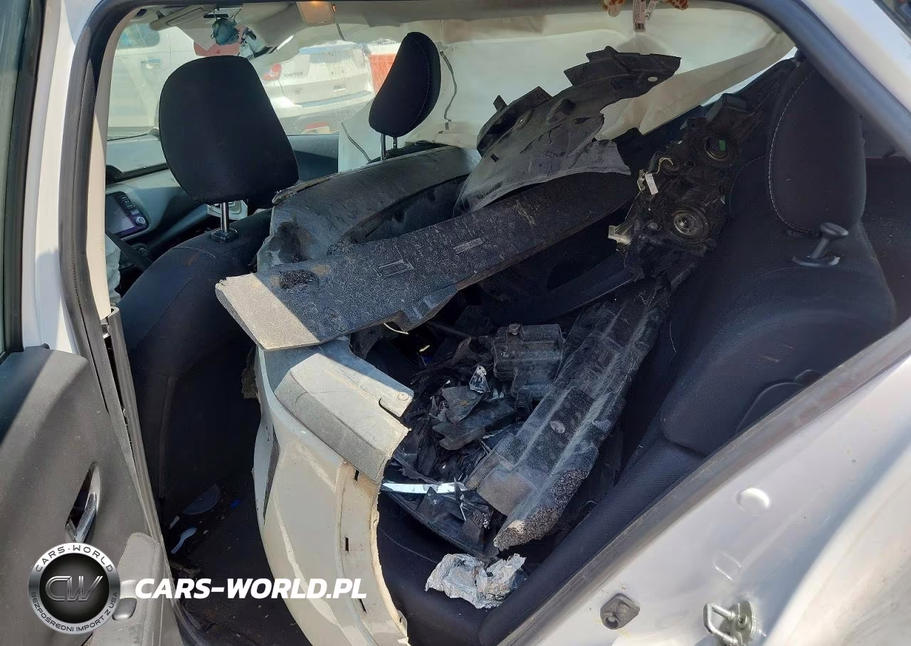 2022 Nissan Kicks Sv VIN:3N1CP5CV6NL528135 - 13