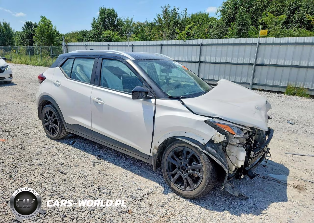 2022 Nissan Kicks Sv VIN:3N1CP5CV6NL528135 - 4