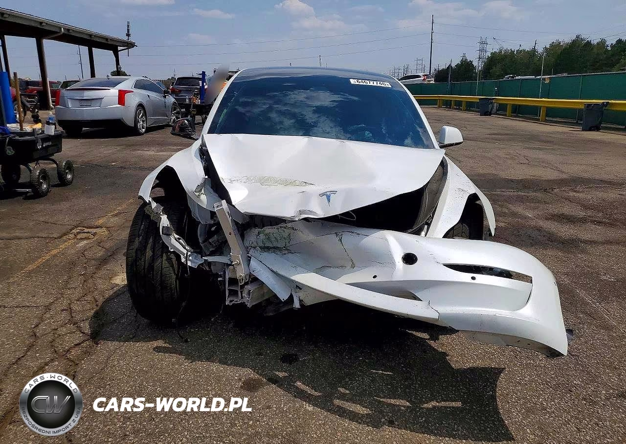 2020 Tesla Model 3 VIN:5YJ3E1EC8LF642138 - 5