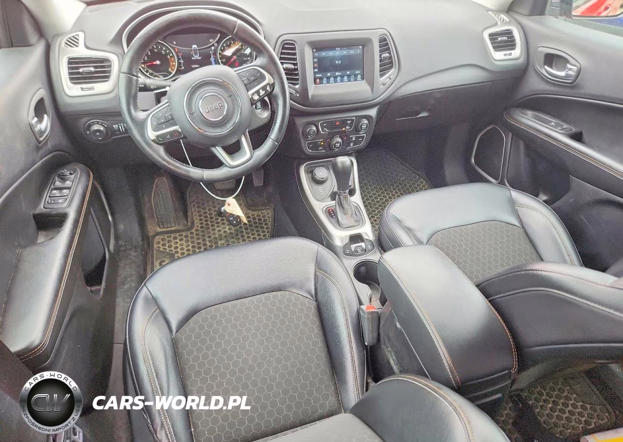 2017 Jeep Compass Latitude VIN:3C4NJDBB9HT692377 - 8