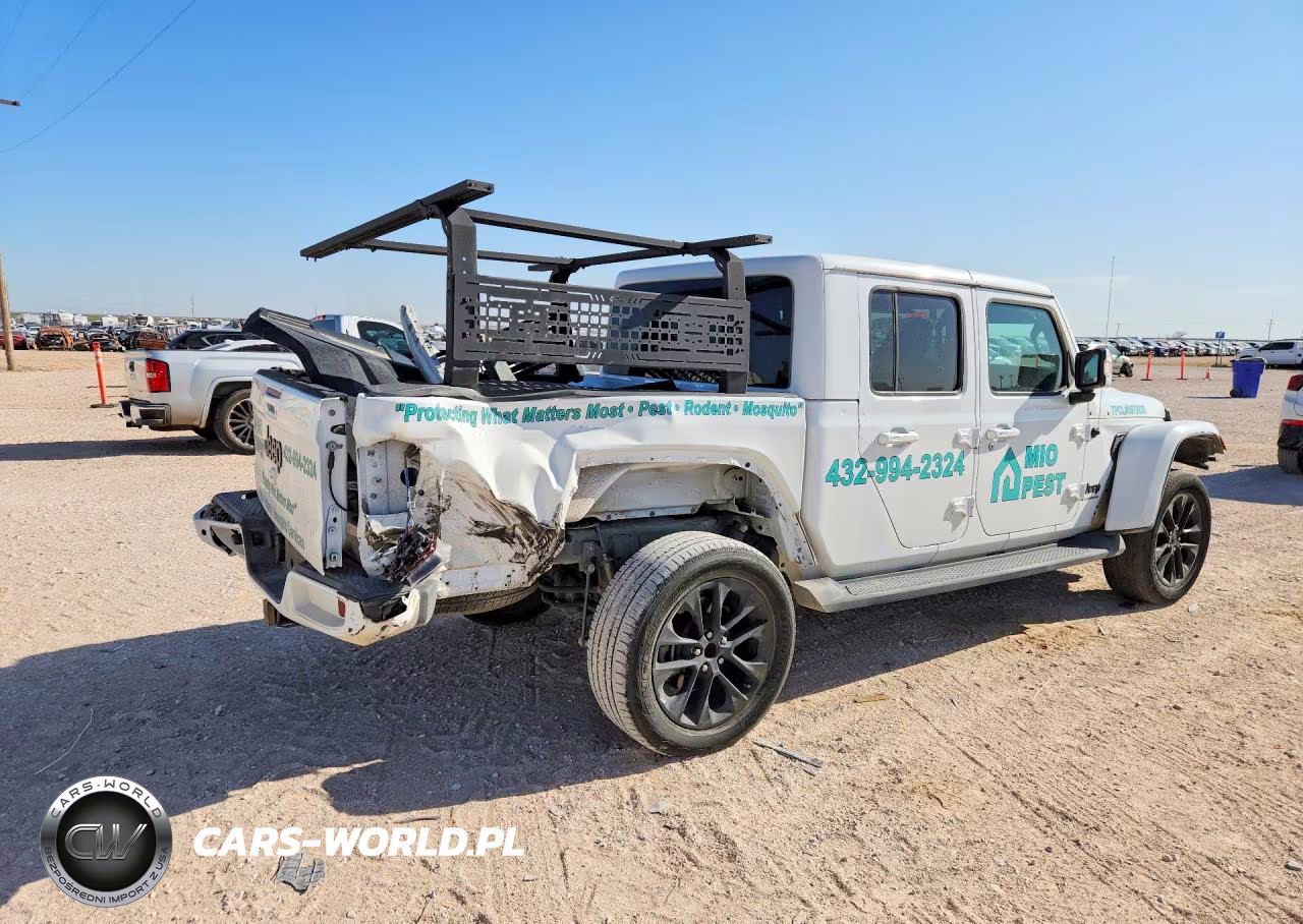 2023 Jeep Gladiator Overland VIN:1C6HJTFG3PL534731 - 3