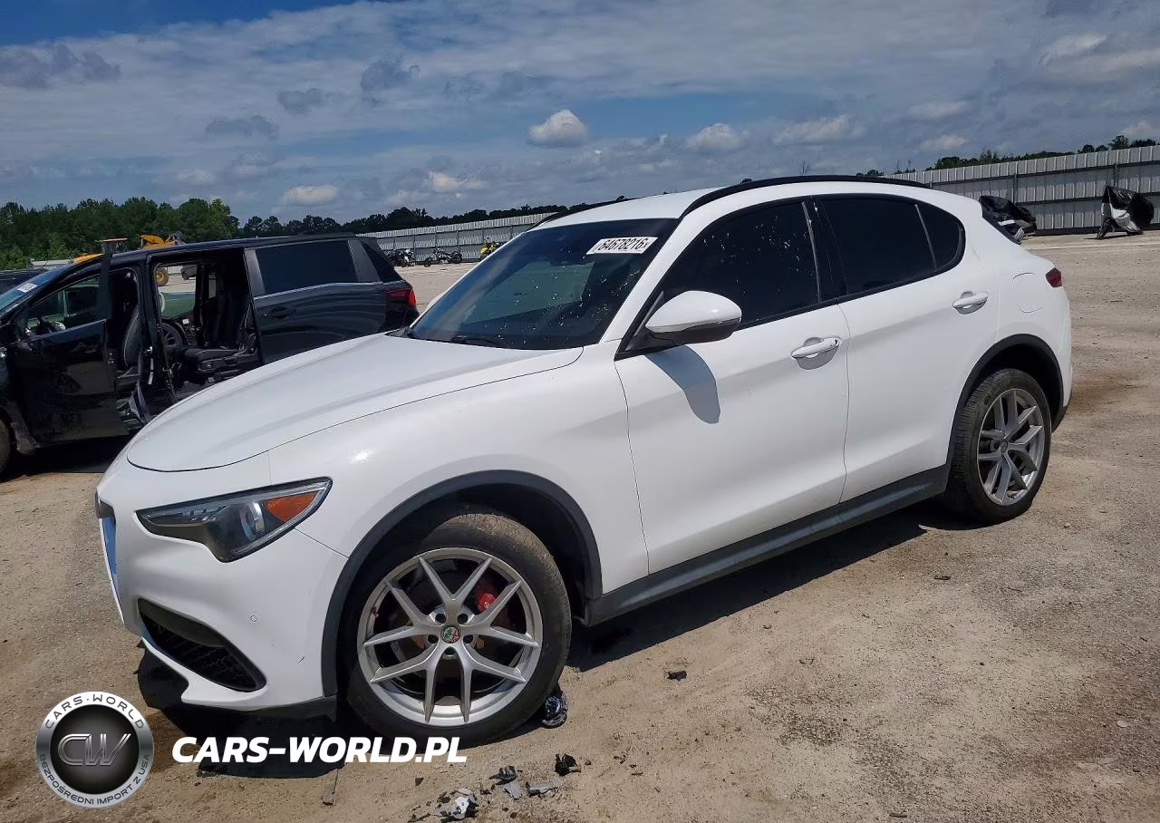 2018 Alfa Romeo Stelvio Ti Sport