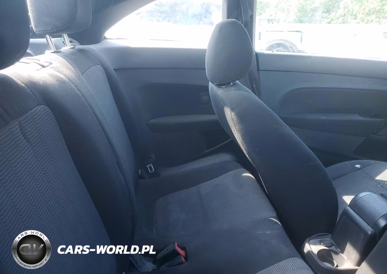 2014 Volkswagen Beetle VIN:3VWFP7AT8EM629269 - 10