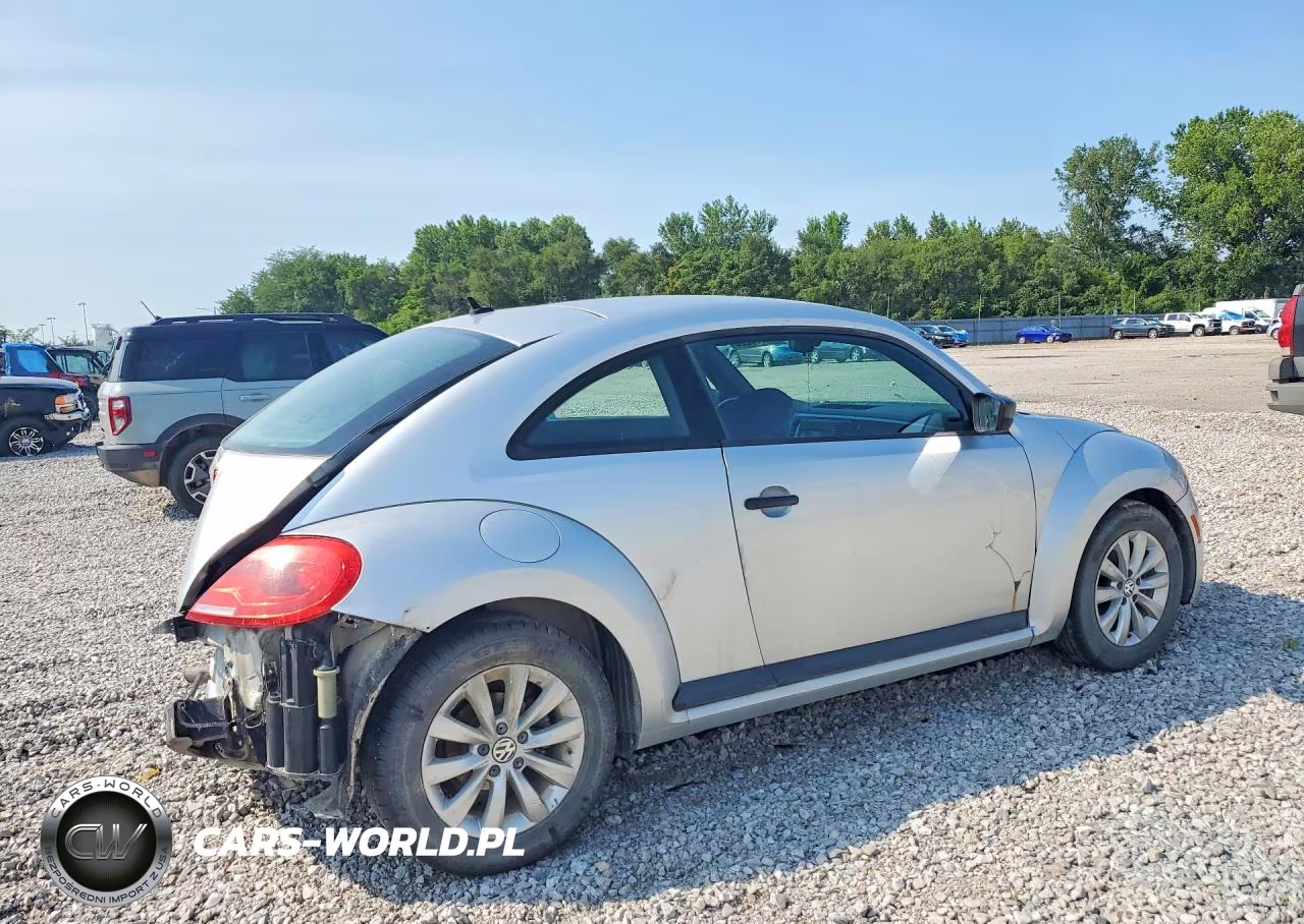 2014 Volkswagen Beetle VIN:3VWFP7AT8EM629269 - 3