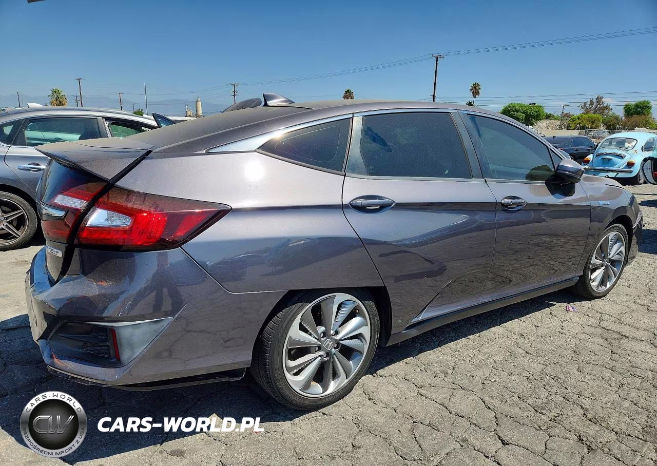 2019 Honda Clarity VIN:JHMZC5F13KC003907 - 3