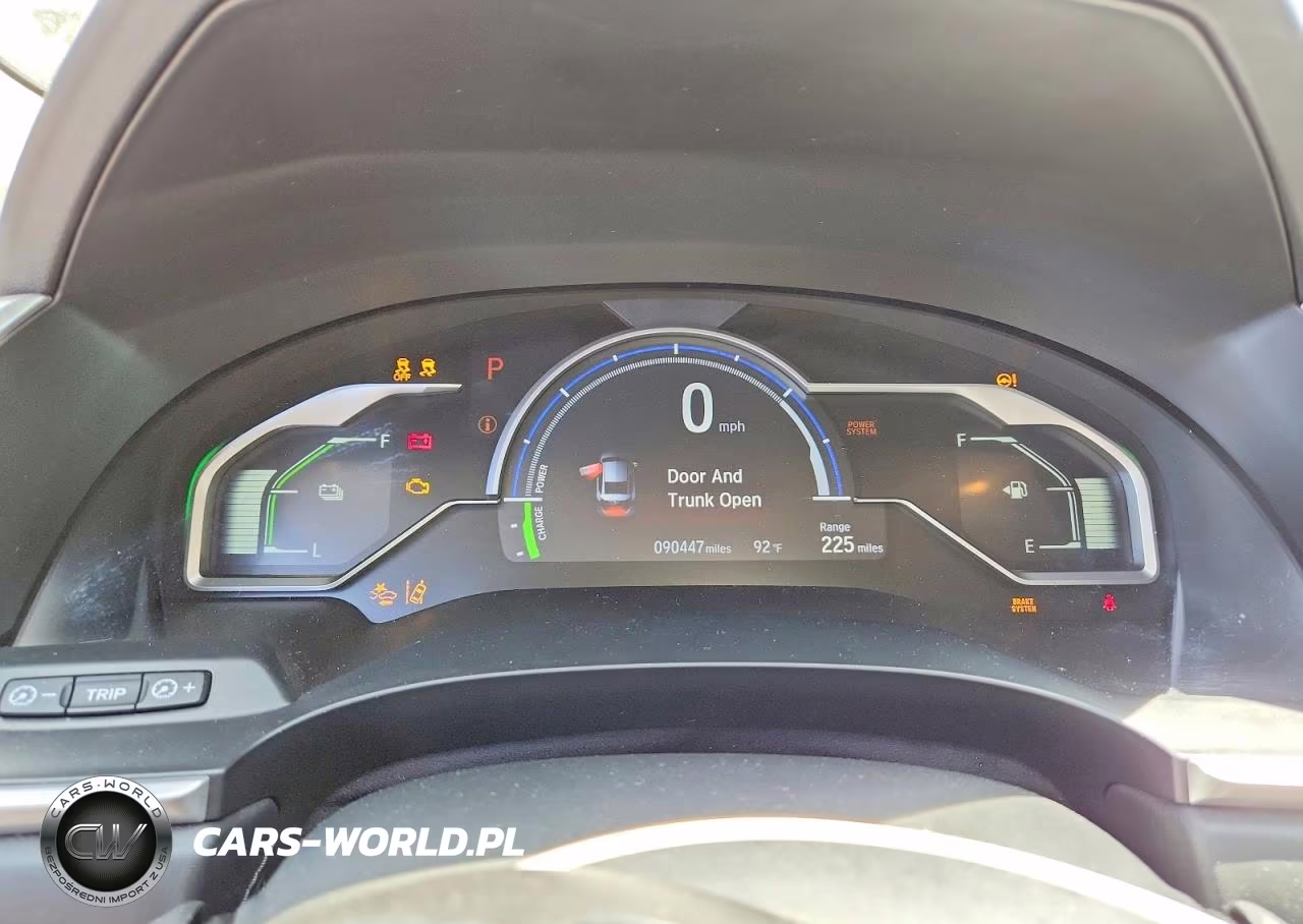 2019 Honda Clarity VIN:JHMZC5F13KC003907 - 9
