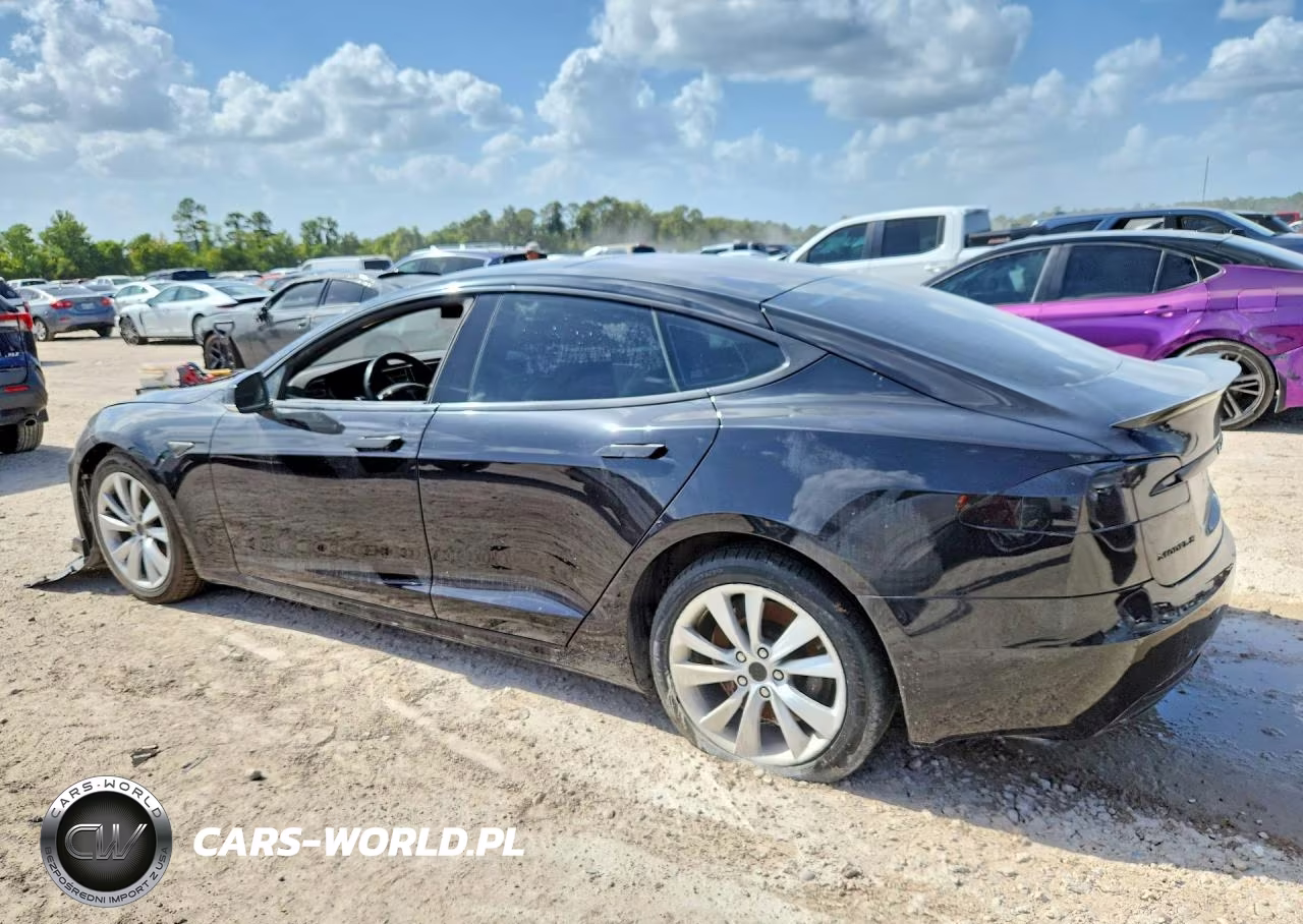 2016 Tesla Model S VIN:5YJSA1E10GF144320 - 2