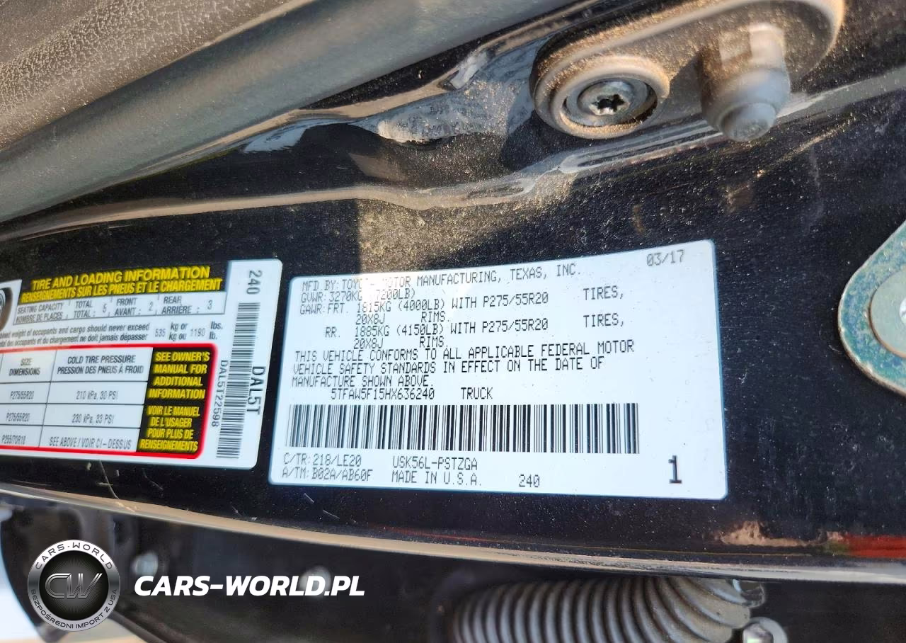 2017 Toyota Tundra Platinum VIN:5TFAW5F15HX636240 - 12