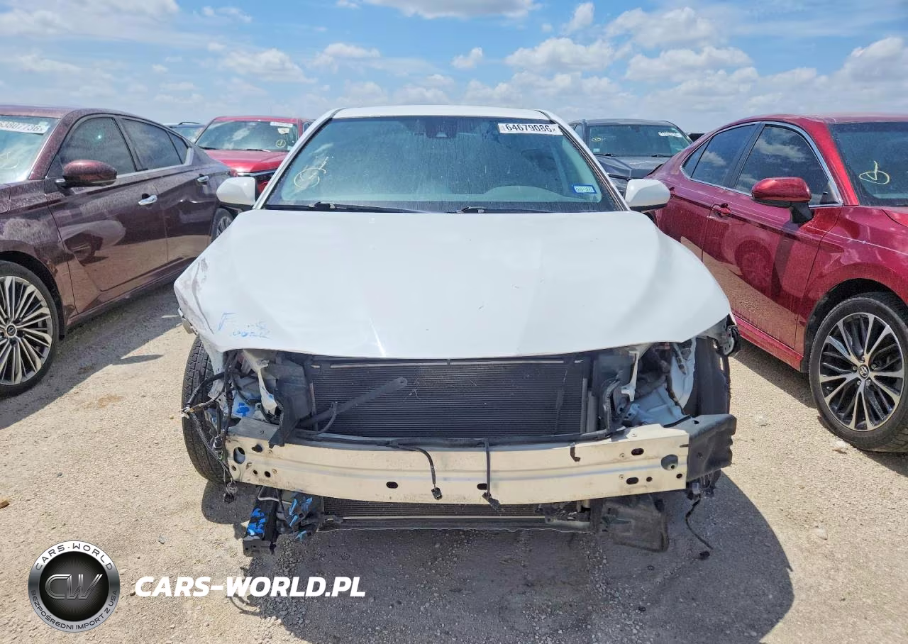 2020 Toyota Camry Le VIN:4T1C11AK9LU965187 - 7