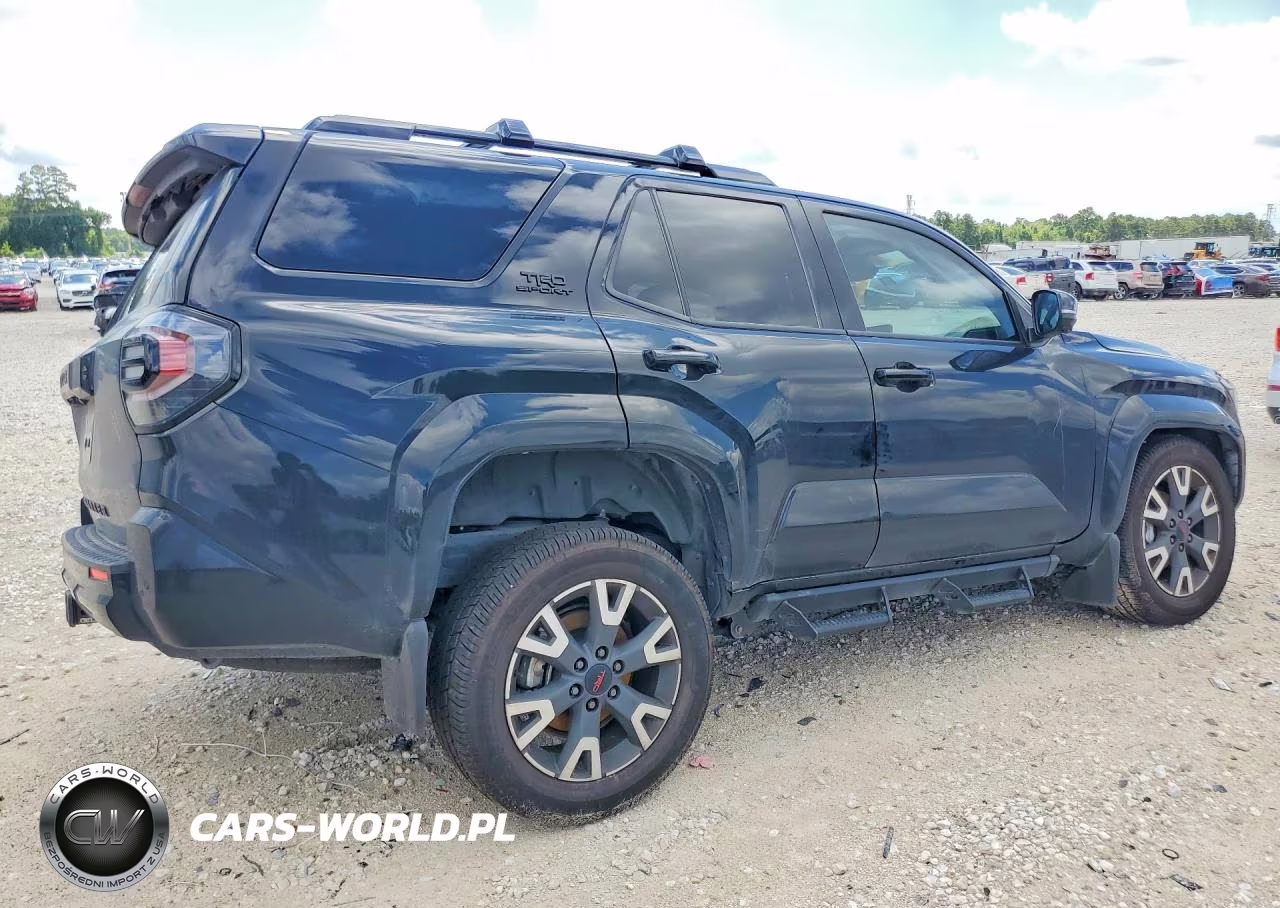 2025 Toyota 4Runner Trd Sport Premium VIN:JTEVA5AR3S5003179 - 3