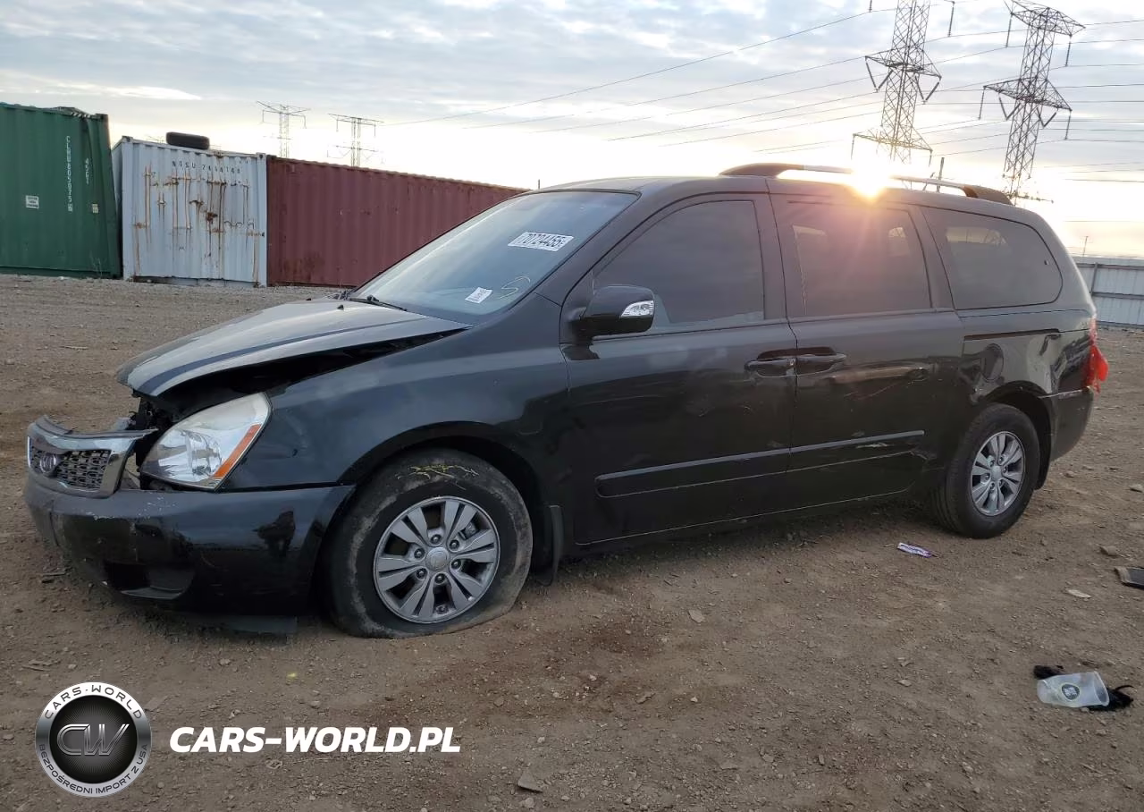 2012 Kia Sedona Lx