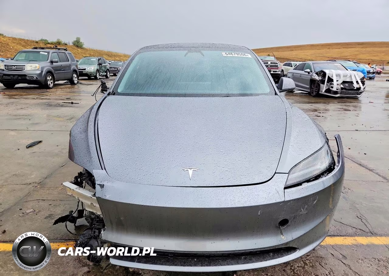 2025 Tesla Model 3 VIN:5YJ3E1EB5SF939096 - 5