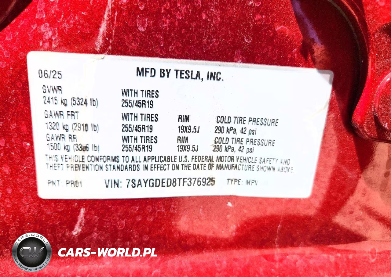 2026 Tesla Model Y VIN:7SAYGDED8TF376925 - 14