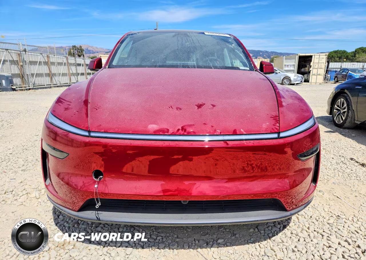 2026 Tesla Model Y VIN:7SAYGDED8TF376925 - 5