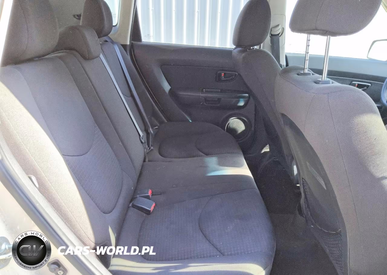 2013 Kia Soul Base VIN:KNDJT2A55D7509323 - 11