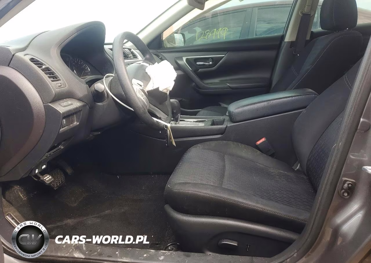2017 Nissan Altima 2.5 S VIN:1N4AL3AP7HC136165 - 7