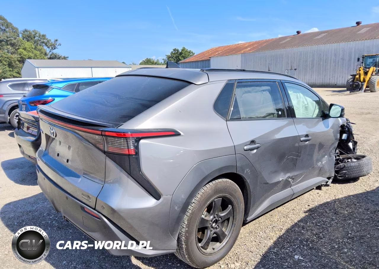 2026 Toyota Bz Xle VIN:JTMBFAEB8TJ016016 - 3