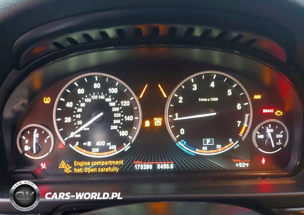 2016 BMW 528 Xi VIN:WBA5A7C54GG148055 - 9